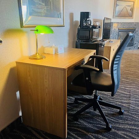 America'S Best Value Inn Sandpoint Exterior photo